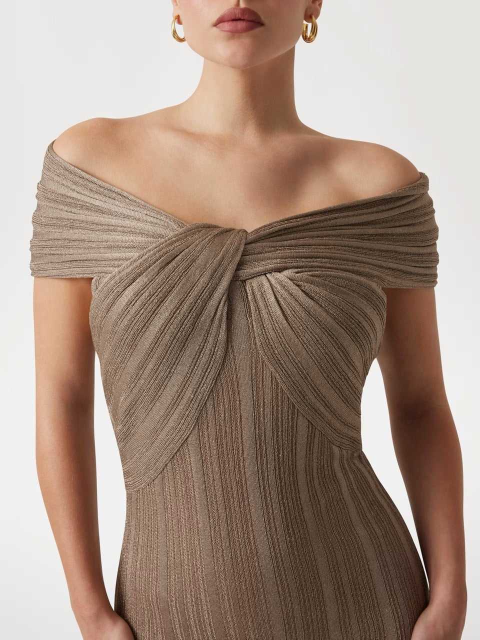 VESTIDO MIDI CEÑIDO BEIGE DE MARCIANO BY GUESS