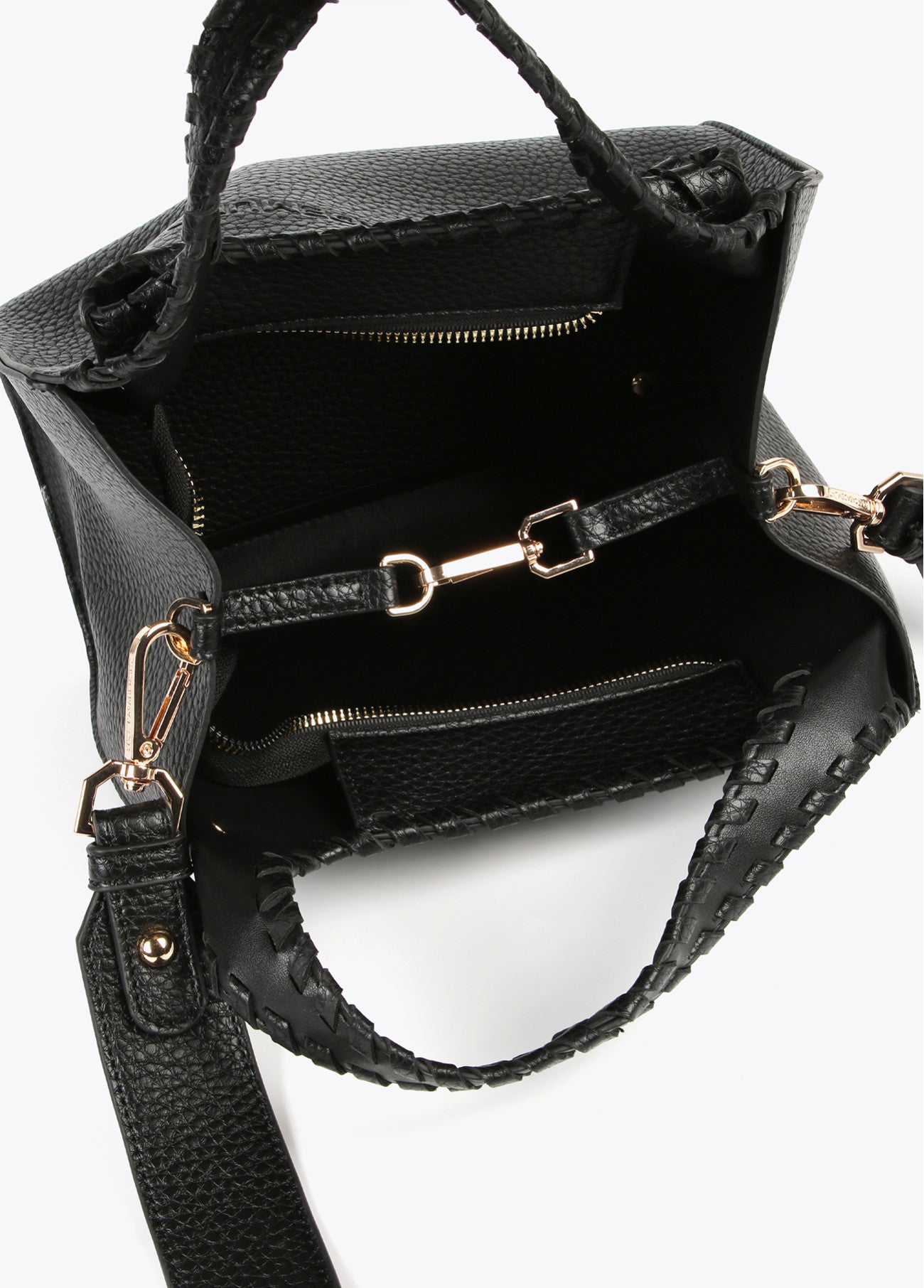 BOLSO BANDOLERA CON PESPUNTES NEGRO