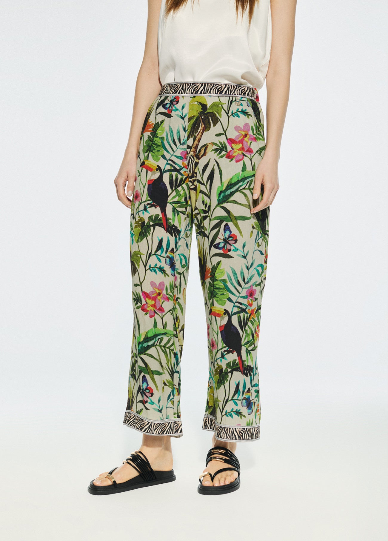 PANTALÓN LARGO ESTAMPADO JUNGLE