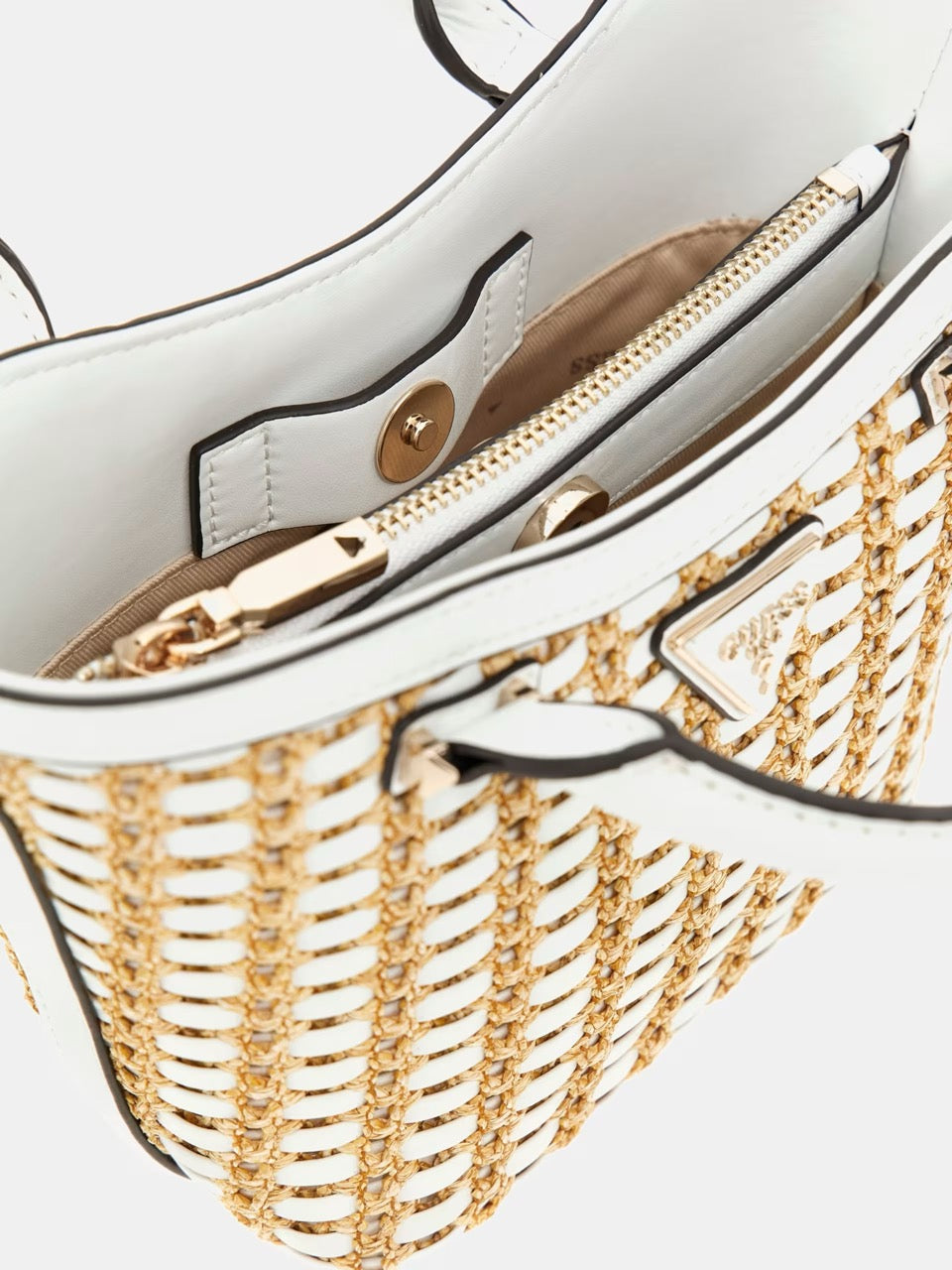 MINI BOLSO DE MANO ATALIA DE RAFIA BLANCO GUESS