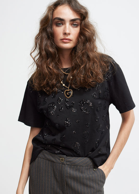 CAMISETA NEGRA LENTEJUELAS