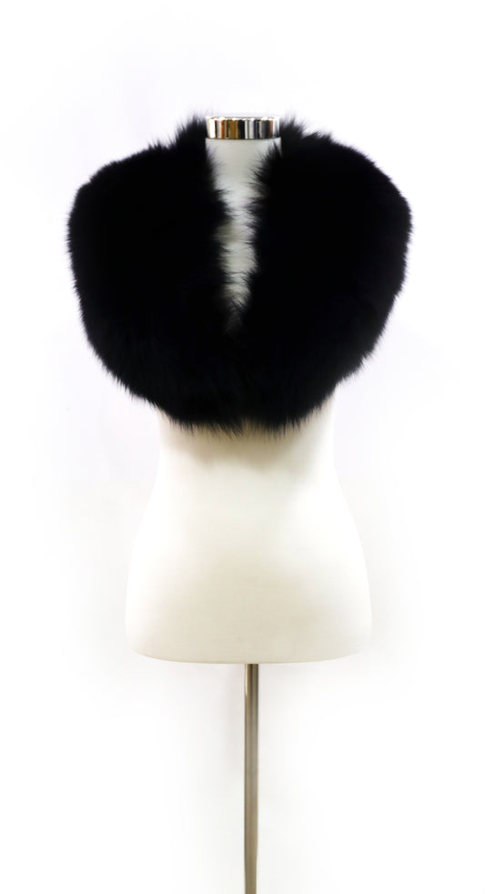 CUELLO DE ZORRO SMOKING DE PELO NEGRO