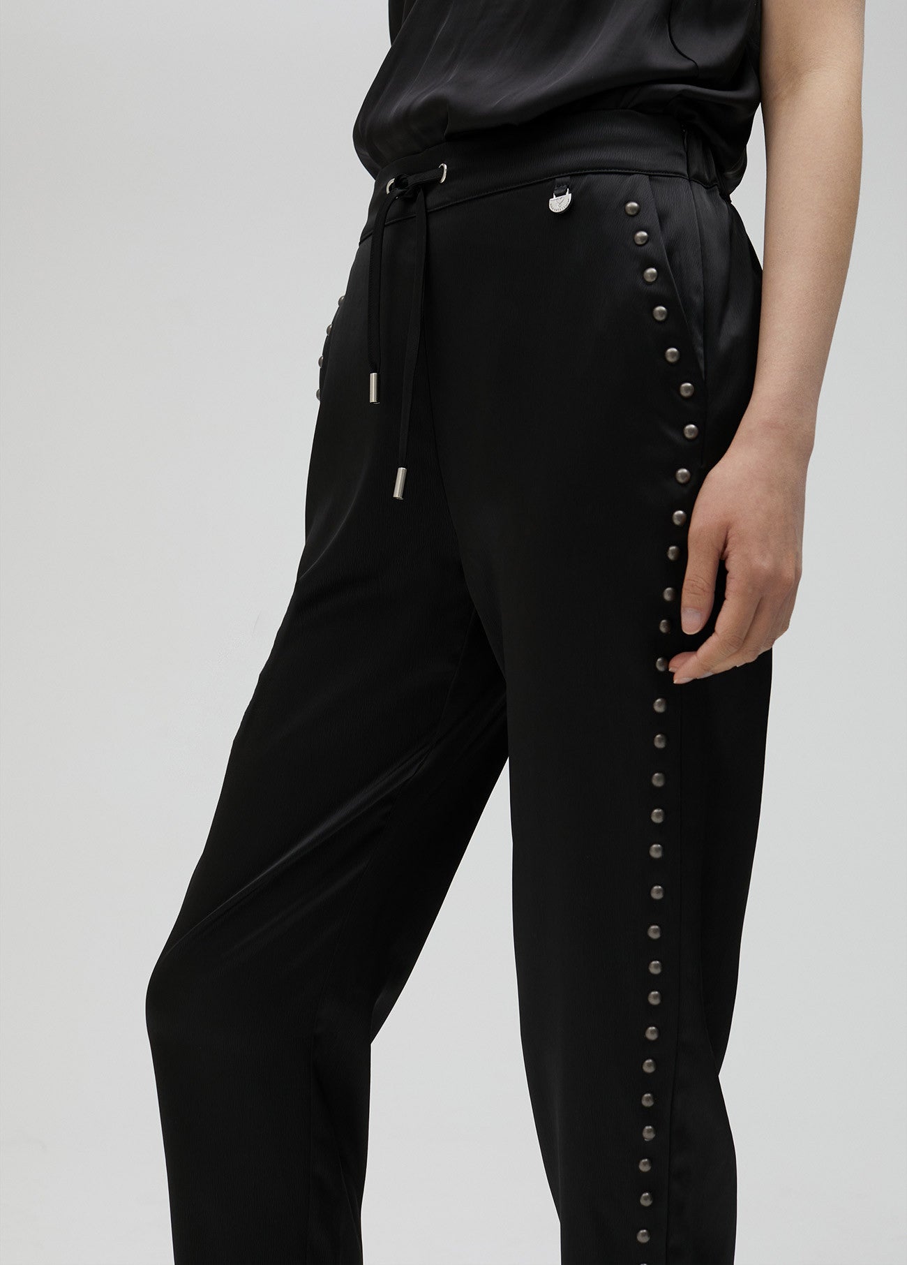JOGGER TACHAS SATÉN
