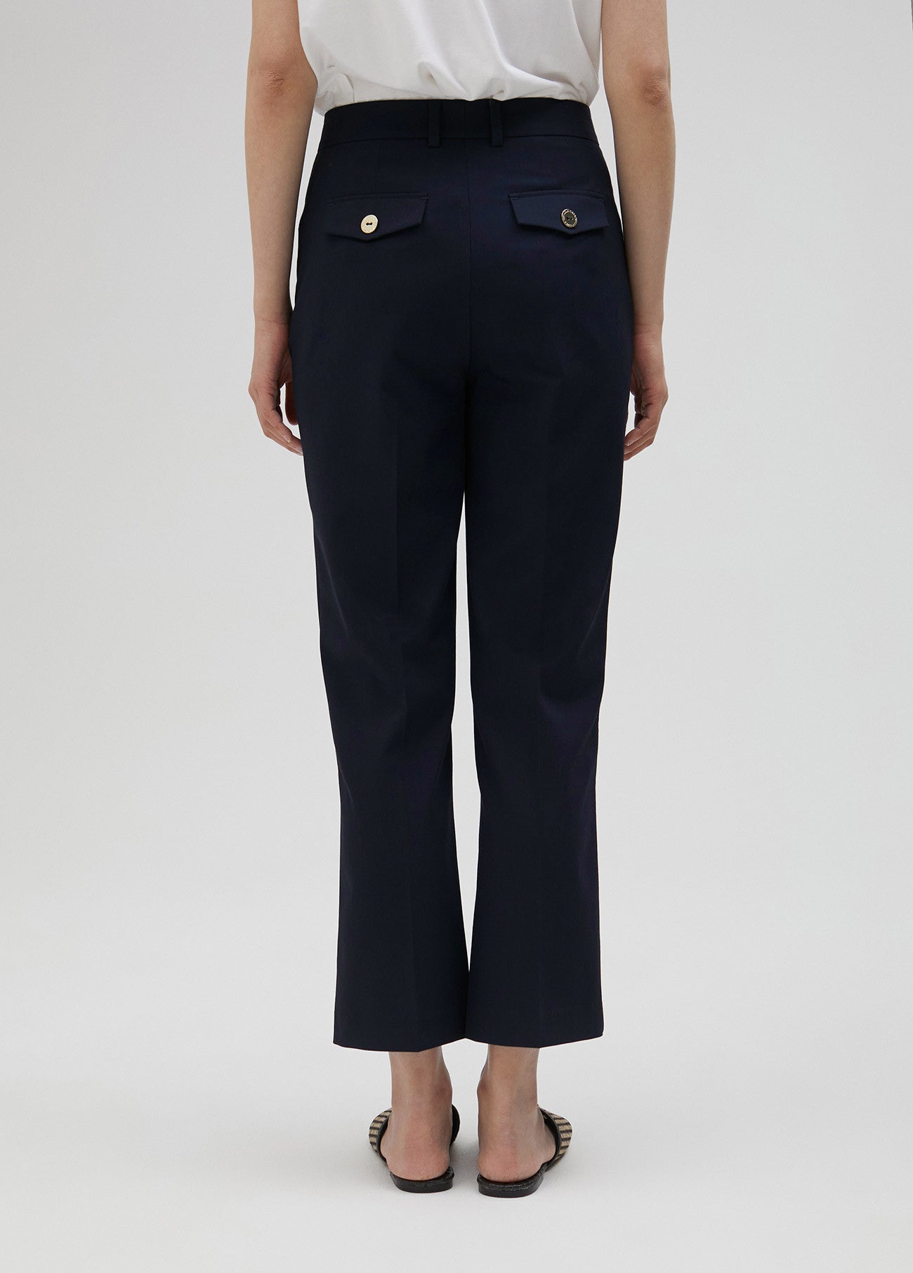 PANTALÓN CAMPANA BÁSICO