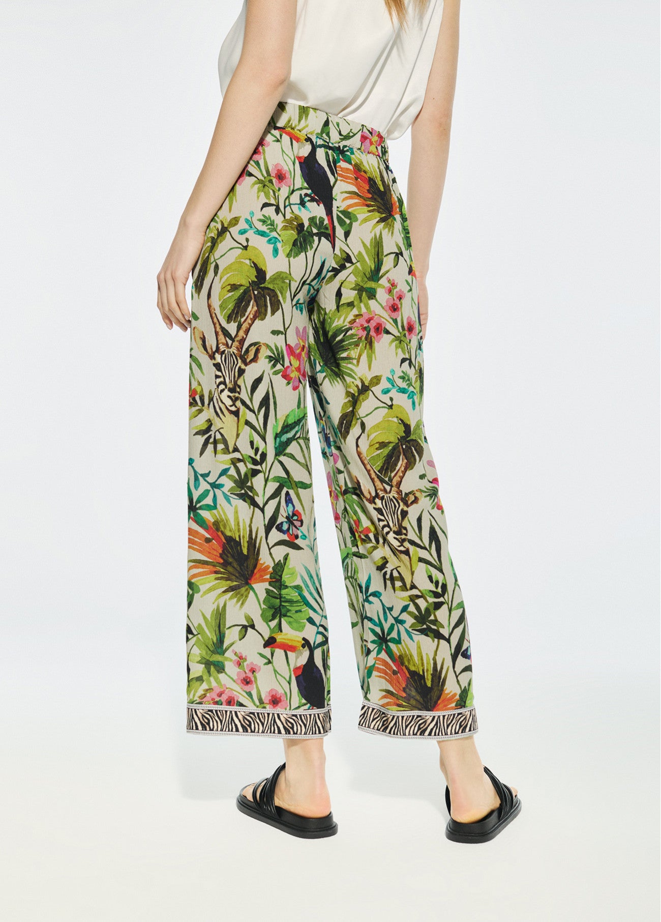 PANTALÓN LARGO ESTAMPADO JUNGLE