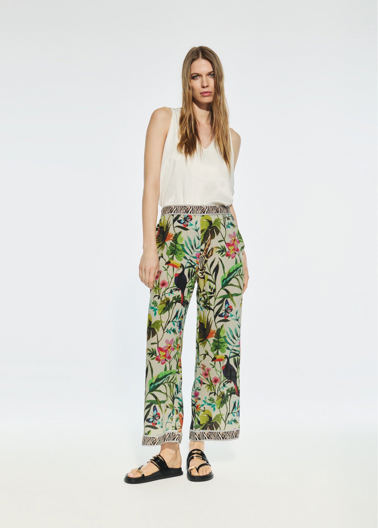 PANTALÓN LARGO ESTAMPADO JUNGLE