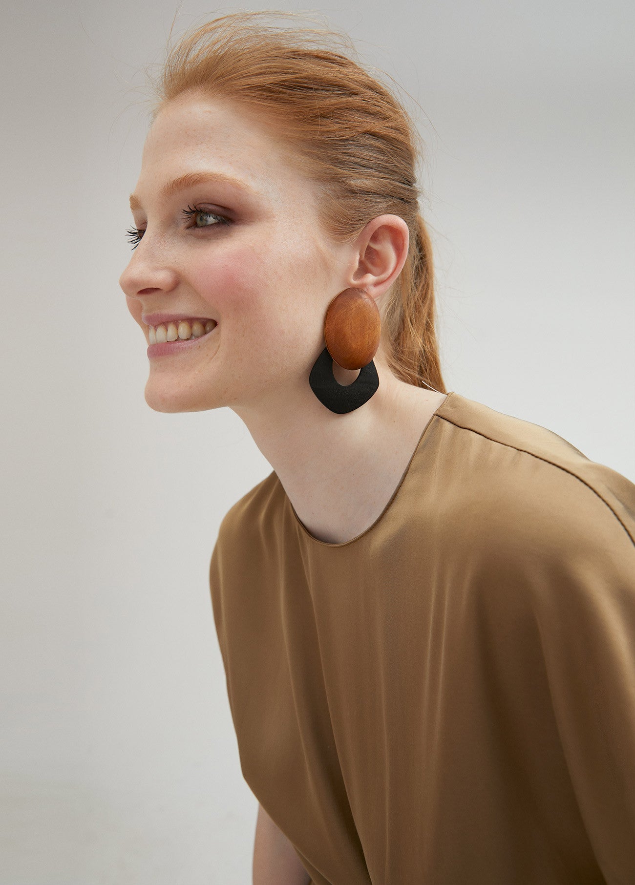 PENDIENTES MADERA BICOLOR