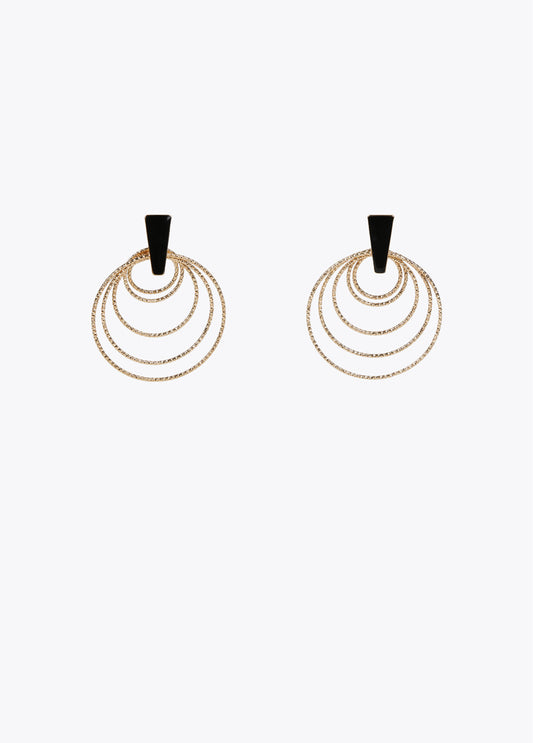 PENDIENTES MULTI ARO CON PIEZA LACADA