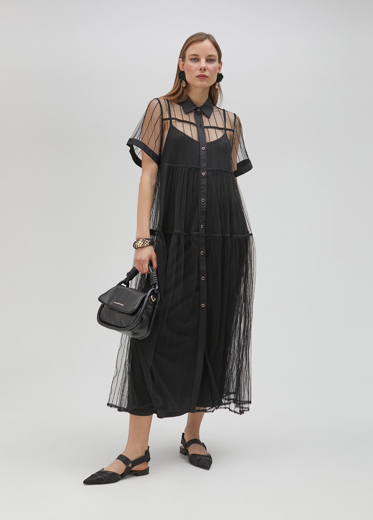 VESTIDO NEGRO DE TUL